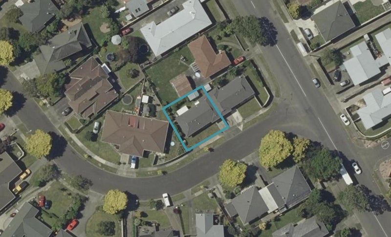 51 Carter Crescent, Awapuni, Palmerston North - Carousel 1