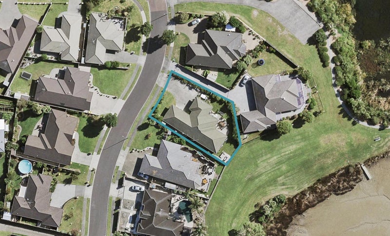 8 Waione Court, Takanini, Auckland - Carousel 1