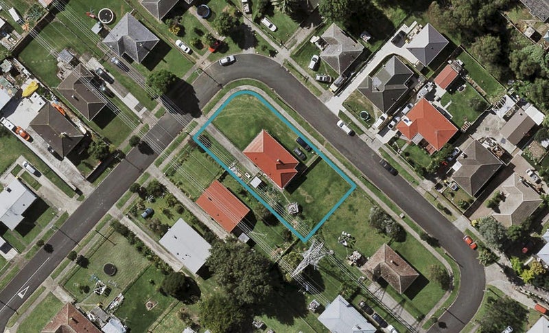 7 Ingram Crescent, Otara, Auckland - Carousel 1