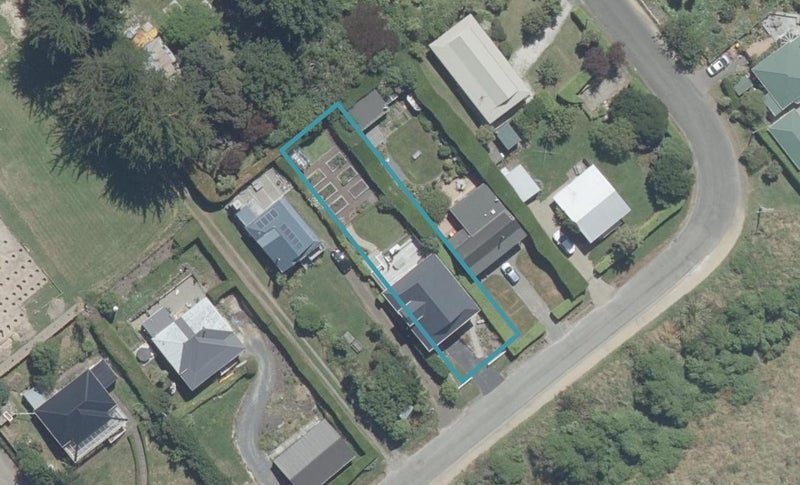 33 Esplanade, Warrington, Waikouaiti - Carousel 1