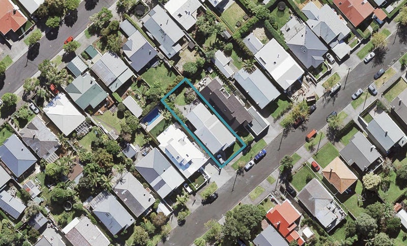 36 Chester Avenue, Westmere, Auckland - Carousel 1