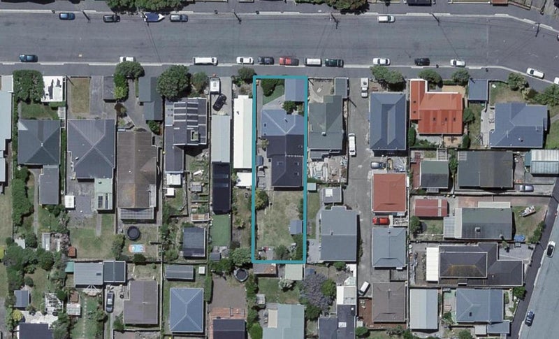 38 Apu Crescent, Lyall Bay, Wellington - Carousel 1