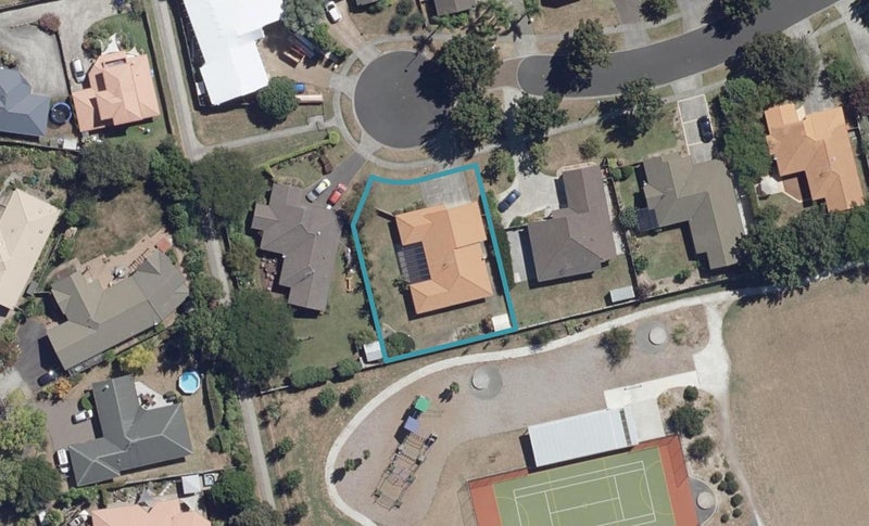 17 Gallery Grove, Flagstaff, Hamilton - Carousel 1