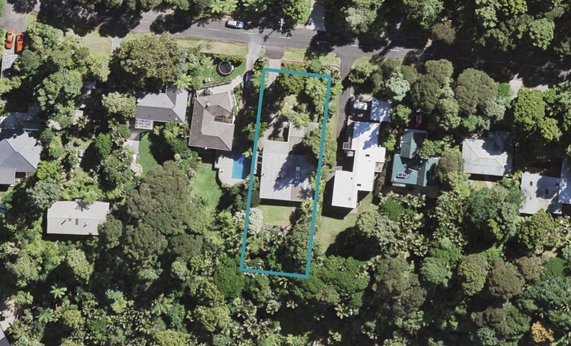 79 Waima Crescent, Titirangi, Auckland - Carousel 1