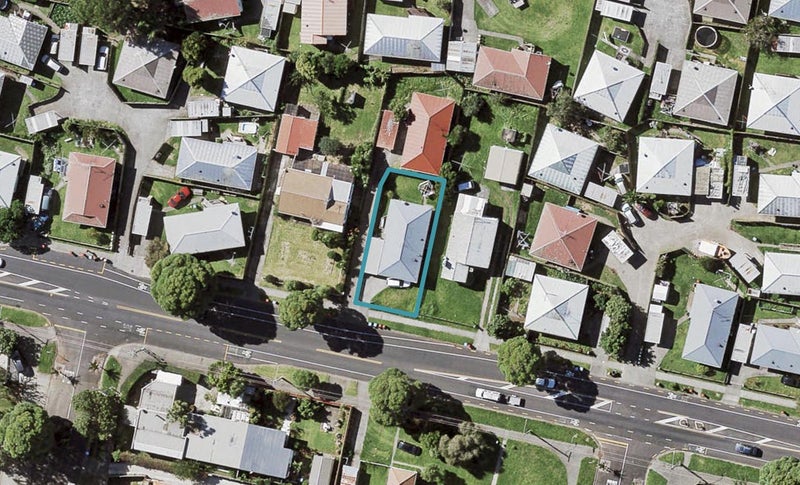 88A Point England Road, Point England, Auckland - Carousel 1