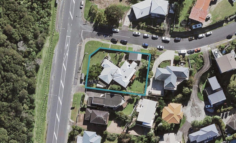 1/1 Speedy Crescent, Hillcrest, Auckland - Carousel 1