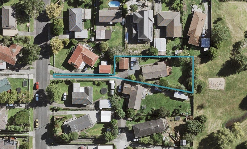 6 Lipton Grove, Opaheke, Papakura - Carousel 1