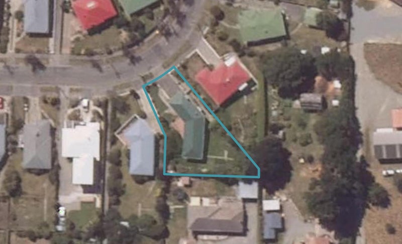 17 Arrow Crescent, Holmes Hill, Oamaru - Carousel 1
