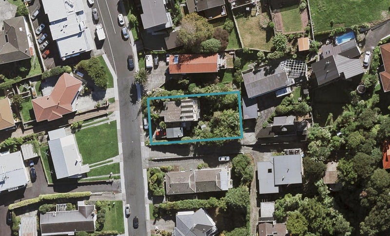 6 Lydia Avenue, Northcote, Auckland - Carousel 1