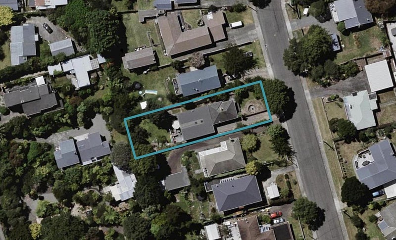 99 Alexander Road, Raumati Beach, Paraparaumu - Carousel 1
