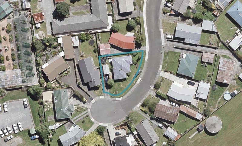 36 Mountbatten Grove, Clouston Park, Upper Hutt - Carousel 1