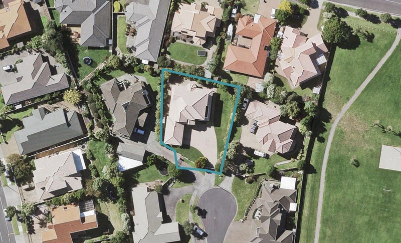 8 Etwall Court, Dannemora, Auckland - Carousel 1