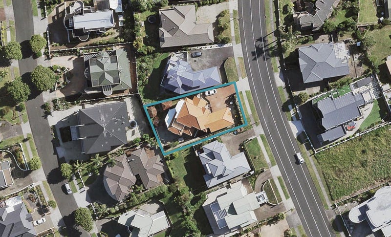 73 Goodwood Drive, Goodwood Heights, Auckland - Carousel 1