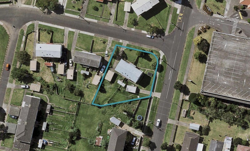 2 Lappington Road, Otara, Auckland - Carousel 1