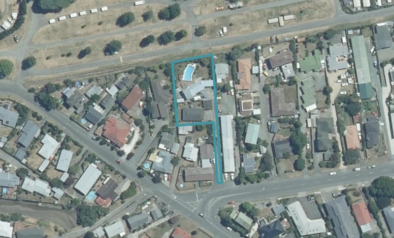 2/96 Golf Road, Tāhunanui, Nelson - Carousel 1