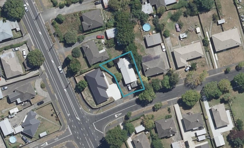 1B Sare Crescent, Fairfield, Hamilton - Carousel 1
