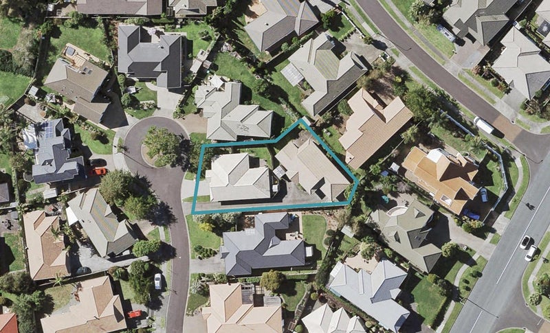 1/9 Uldale Place, Northpark, Auckland - Carousel 1