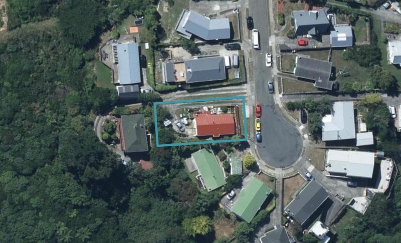20 Toporoa View, Ascot Park, Porirua - Carousel 1