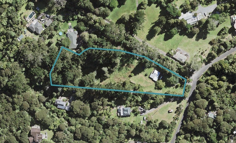 13 COCHRAN Road, Oratia, Auckland - Carousel 1