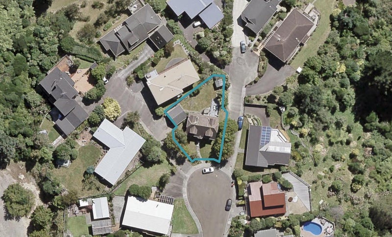14 Plantagenet Grove, Kingsley Heights, Upper Hutt - Carousel 1