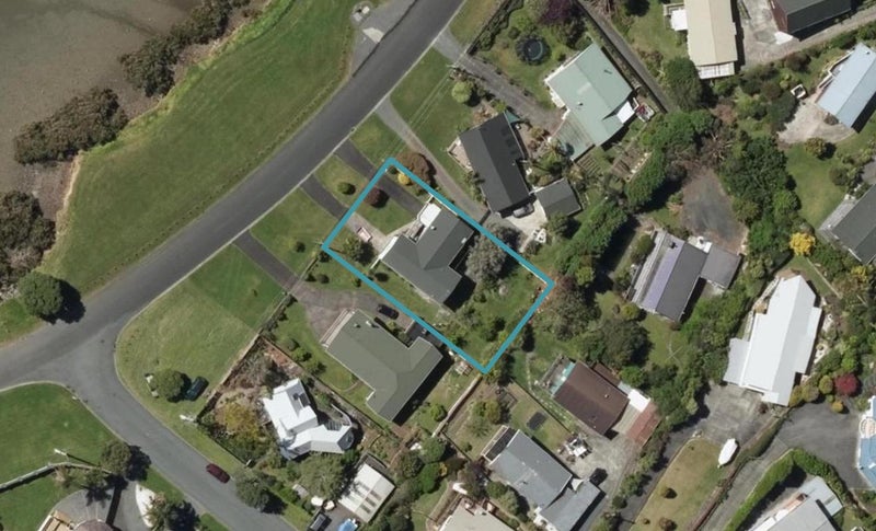 304 Beach Road, Onerahi, Whangarei - Carousel 1