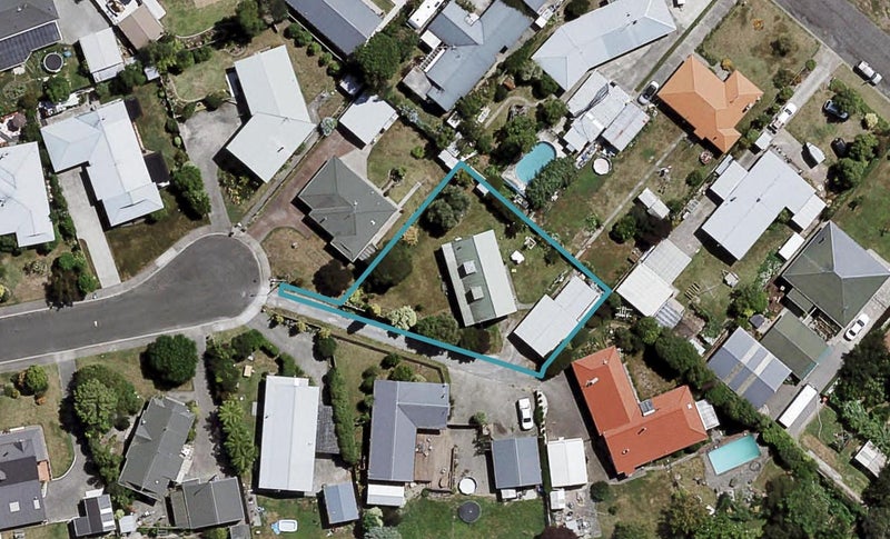 22 Deakin Place, Clive, Clive - Carousel 1