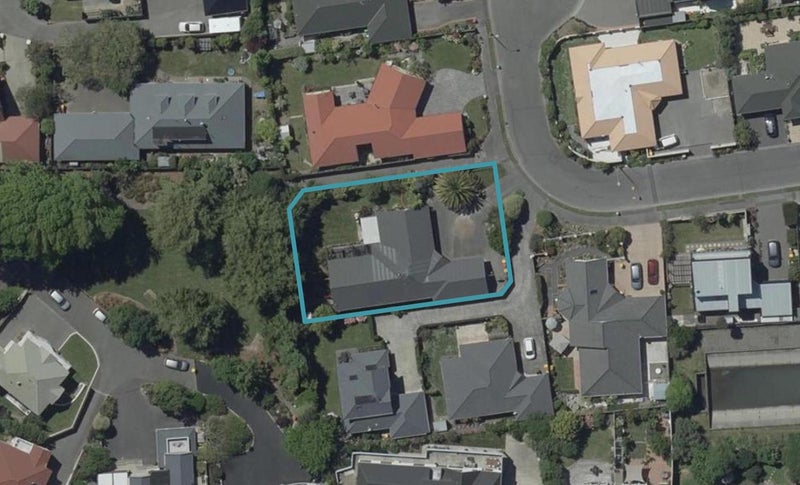 7 Croftfield Place, Westmorland, Christchurch - Carousel 1