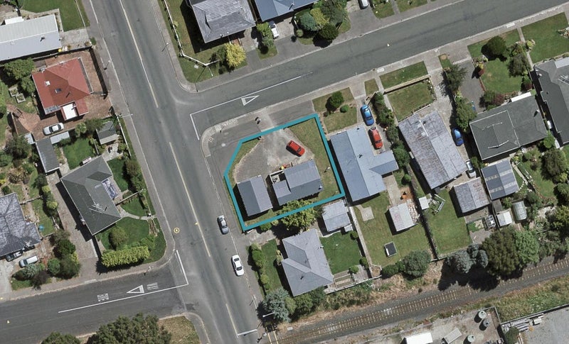 5 West Street, Hawthorndale, Invercargill - Carousel 1