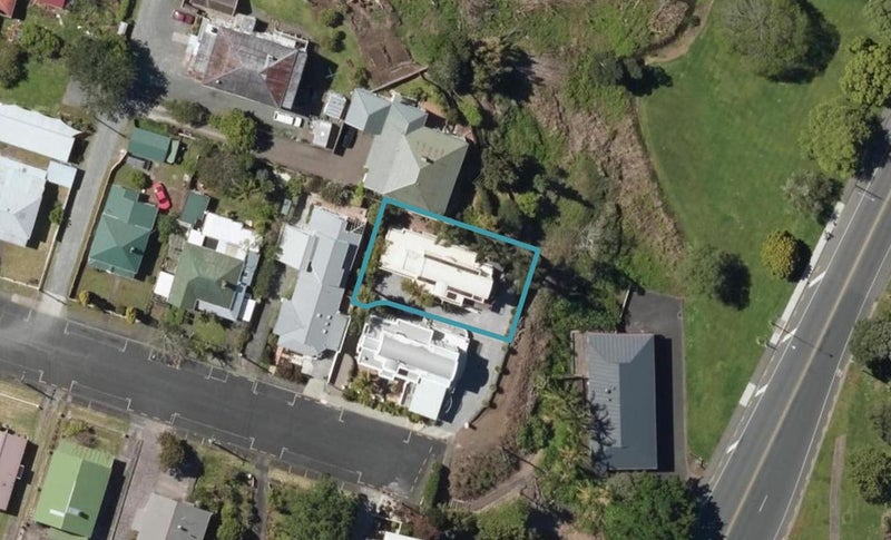 17 Grey Street, Regent, Whangarei - Carousel 1