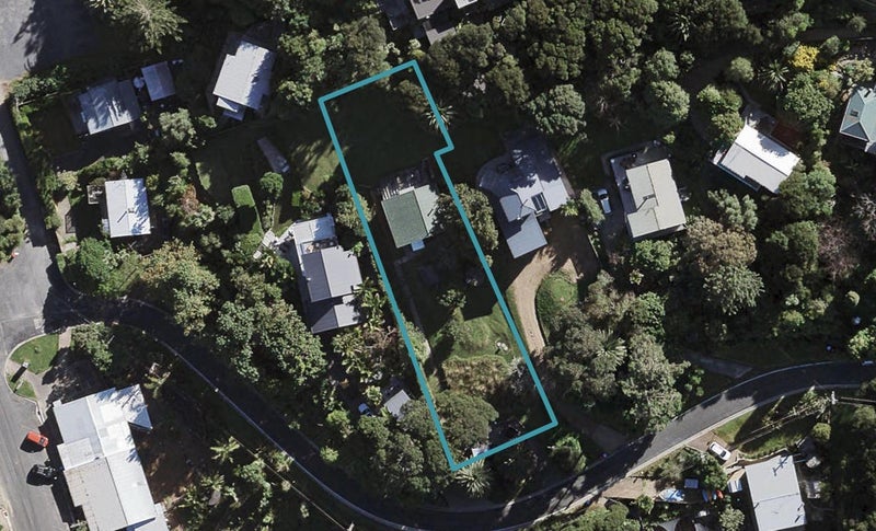 4 Hill Road, Palm Beach, Waiheke Island - Carousel 1
