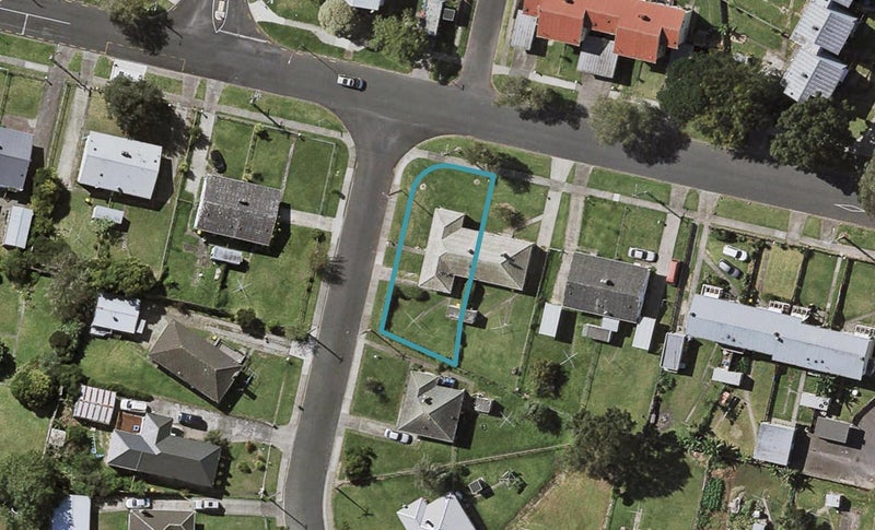 2 Clarkson Crescent, Otara, Auckland - Carousel 1
