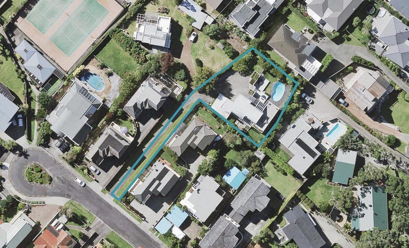 7 Midway Avenue, Castor Bay, Auckland - Carousel 1