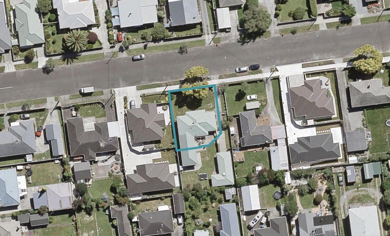 6 Elm Street, Ebdentown, Upper Hutt - Carousel 1