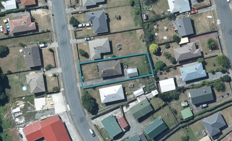 58 Kokiri Crescent, Waitangirua, Porirua - Carousel 1