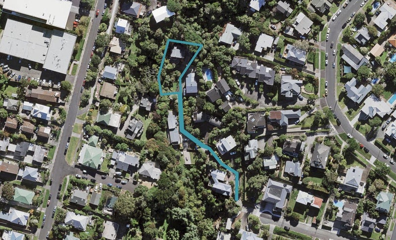 87 Palmerston Road, Birkenhead, Auckland - Carousel 1