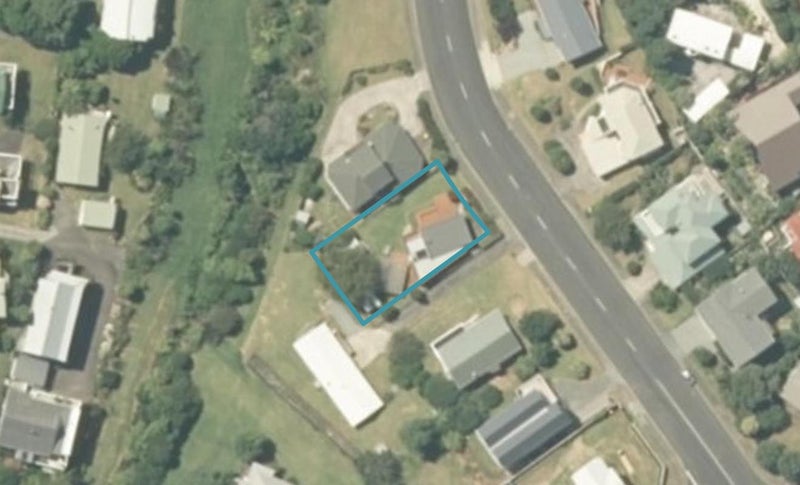236 Onemana Drive, Onemana, Whangamatā - Carousel 1