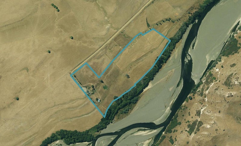 2 River Road, Waipawa - Carousel 1