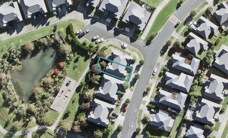 95 Fields Parade, Oteha, Auckland - Carousel 1