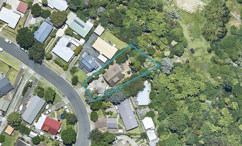 12 Kaimai Place, Hairini, Tauranga - Carousel 1