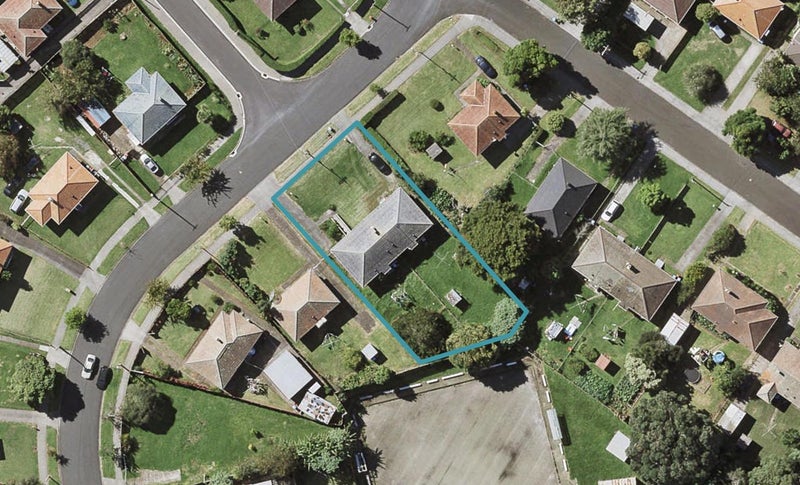 11 Te Koa Road, Panmure, Auckland - Carousel 1