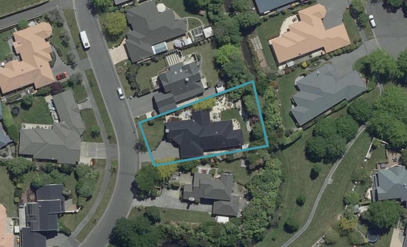 6 Sharnbrook Lane, Casebrook, Christchurch - Carousel 1