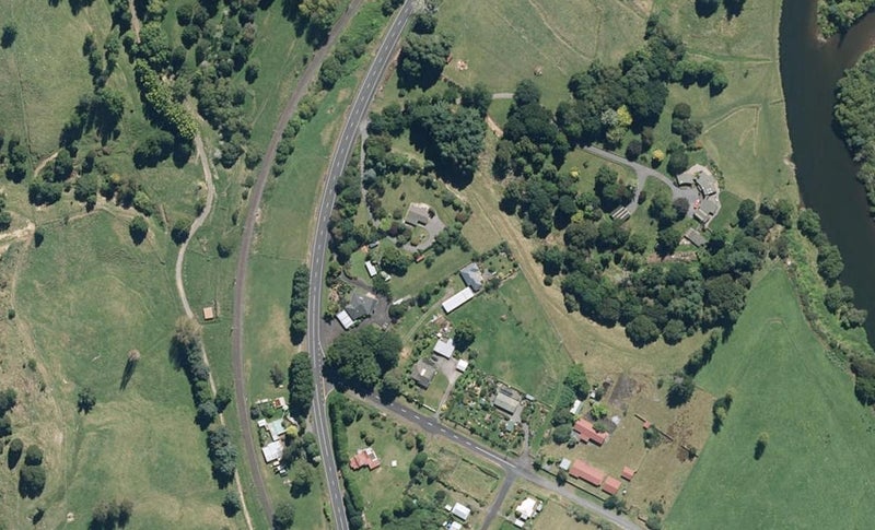 0 State Highway 4, Manunui, Taumarunui - Carousel 1