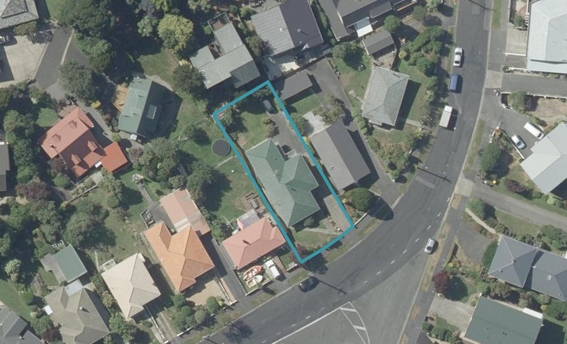 114 Easther Crescent, Kew, Dunedin - Carousel 1