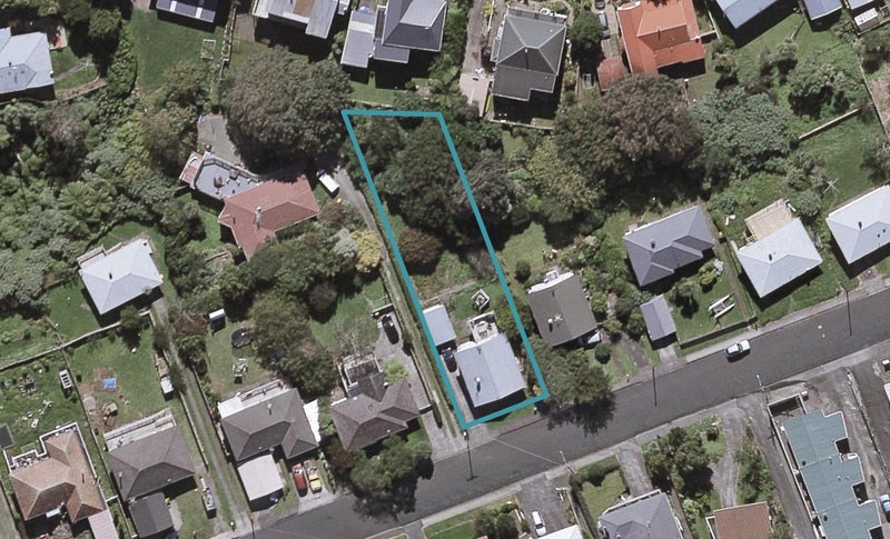 24 Parsons Street, Vogeltown, New Plymouth - Carousel 1