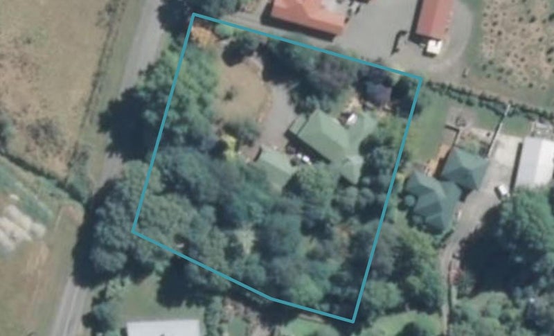 4 Grange Settlement Road, Temuka - Carousel 1