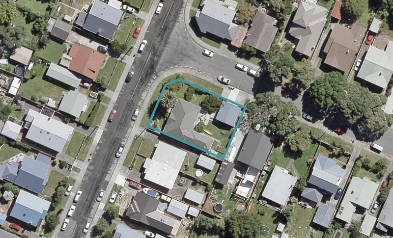 124 William Street, Petone, Lower Hutt - Carousel 1