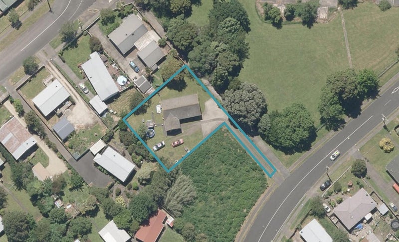 41 Talbot Street, Whanganui East, Whanganui - Carousel 1