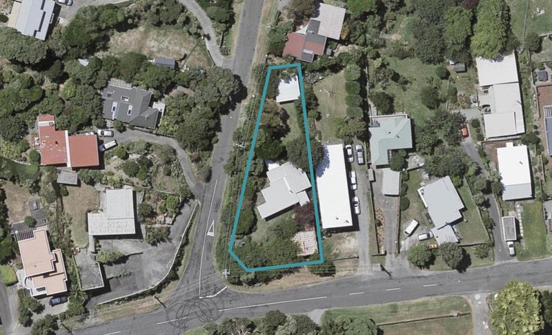 13 Jeep Road, Raumati South, Paraparaumu - Carousel 1