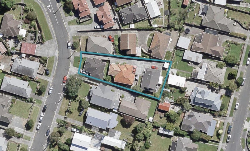 1/16 Cressy Street, Waterloo, Lower Hutt - Carousel 1