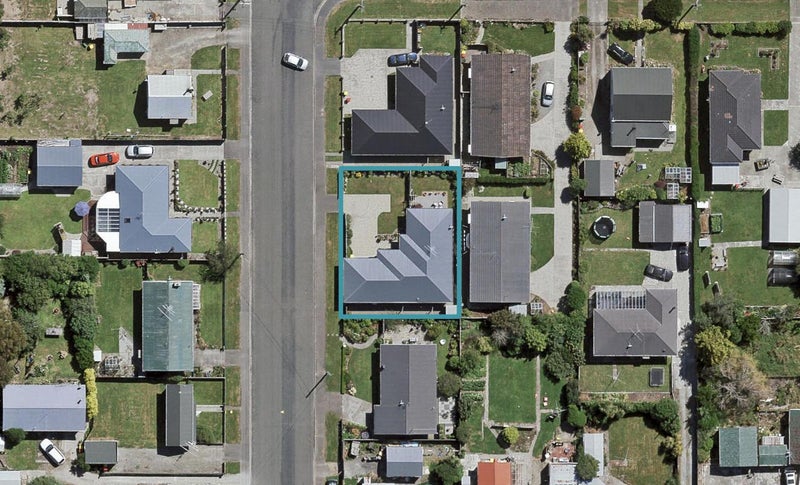 63 Ross Street, Grasmere, Invercargill - Carousel 1